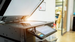 printer-scanner-laser-office_34936-2362